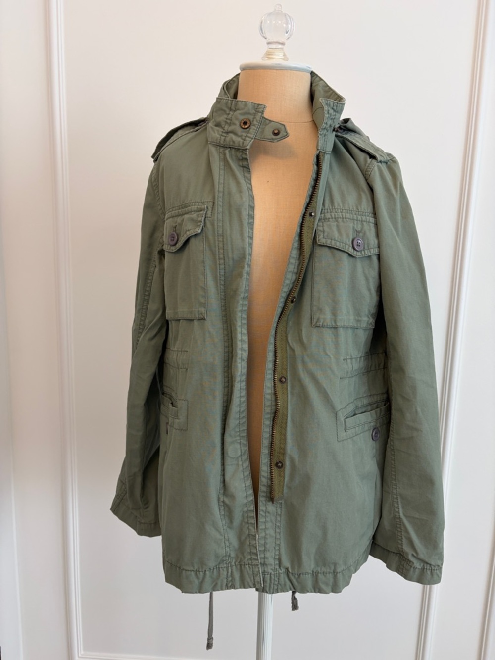 Lightweight Army Green Hooded Anorak Jacket, M (smallish for a Med), GUC